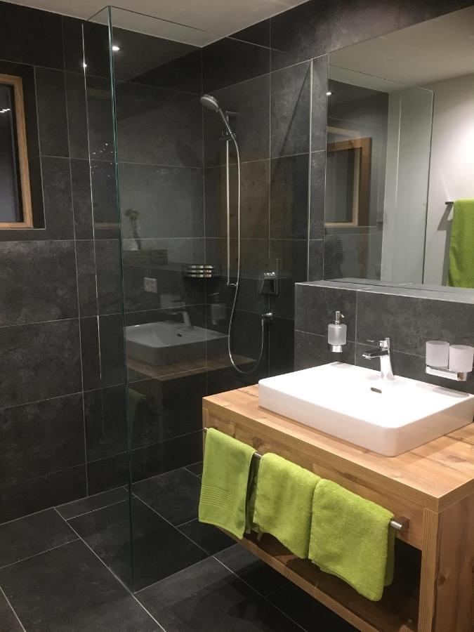 Suot Crapalb Apartment Samnaun Ngoại thất bức ảnh